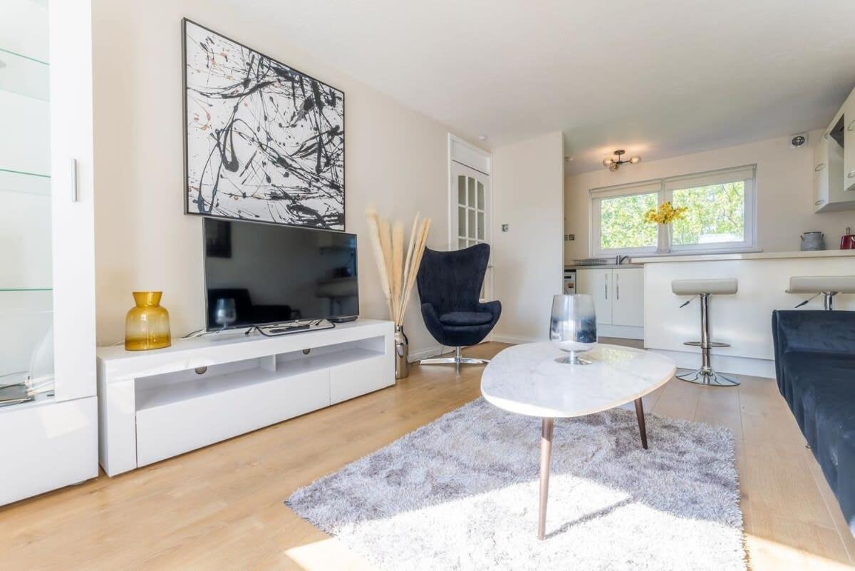 Stunning City Centre 1 Bed With Free Parking Глазго Экстерьер фото